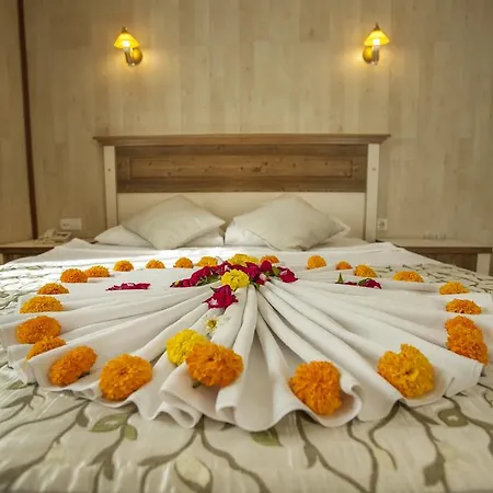 Armas Resort 5*