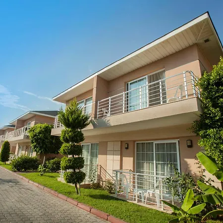 Armas אתר נופש 5*