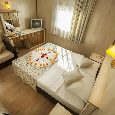 Armas منتجع 5*