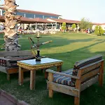 Armas Resort