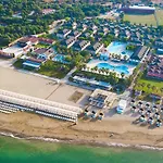 Armas Belek